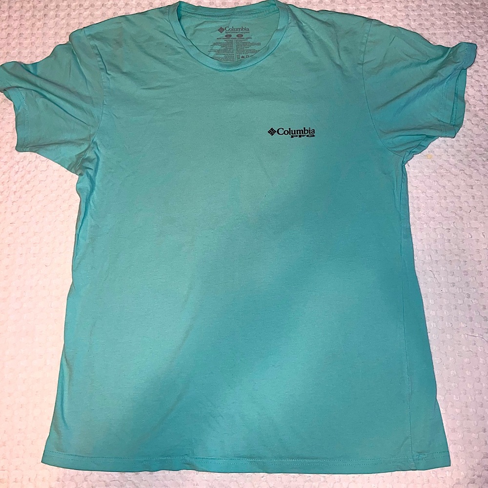 Men’s large Columbia t-shirt